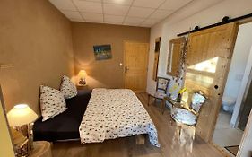 Double room on farm (La ferme du Tao)